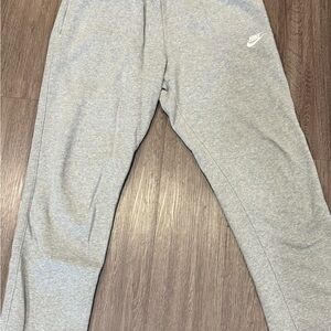 Nike Men’s Gray Sweatpants